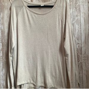 🖤3 for $20🖤 Long Sleeve Ivory Top